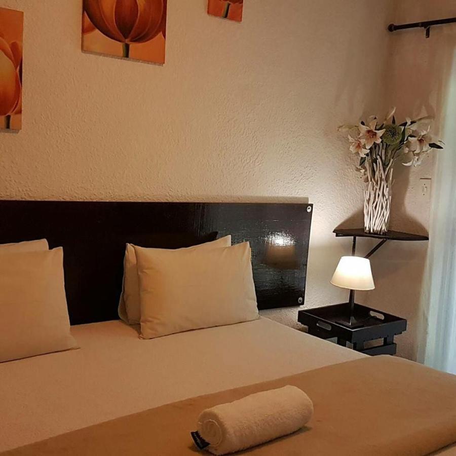 Lily Bed & Breakfast Fokváros Kültér fotó